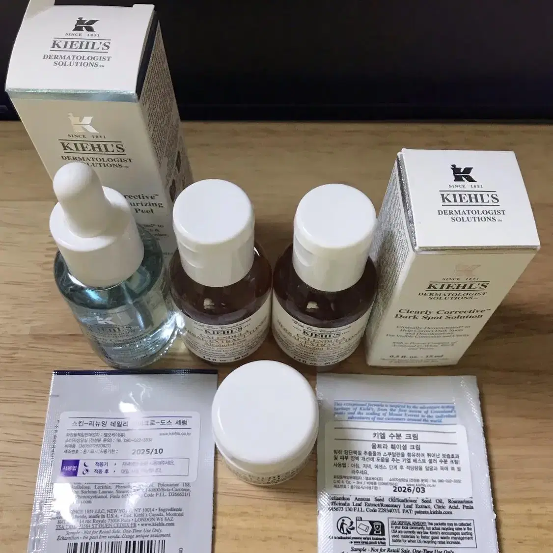 키엘 필링에센스(30ml) + 투명에센스15ml + 칼렌듈라 스킨40ml