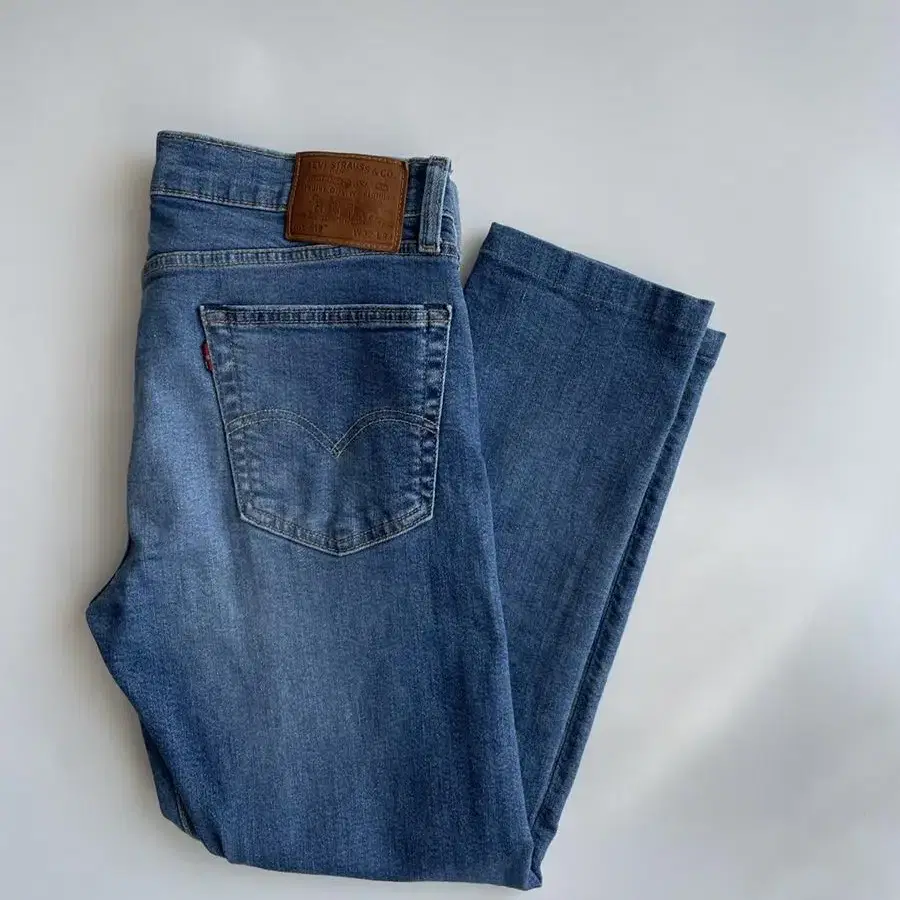 Levi's 519 straight fit Pants