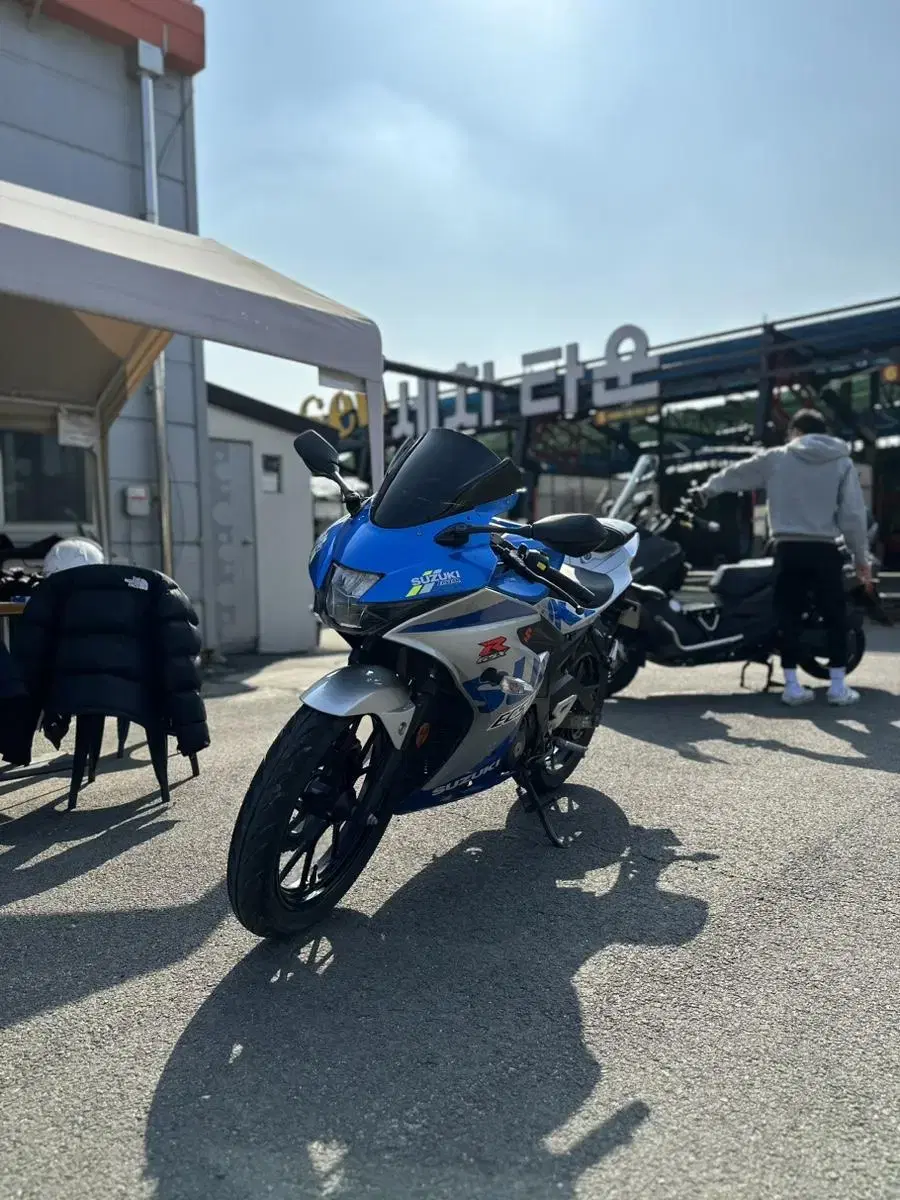 Gsxr 125 21년식