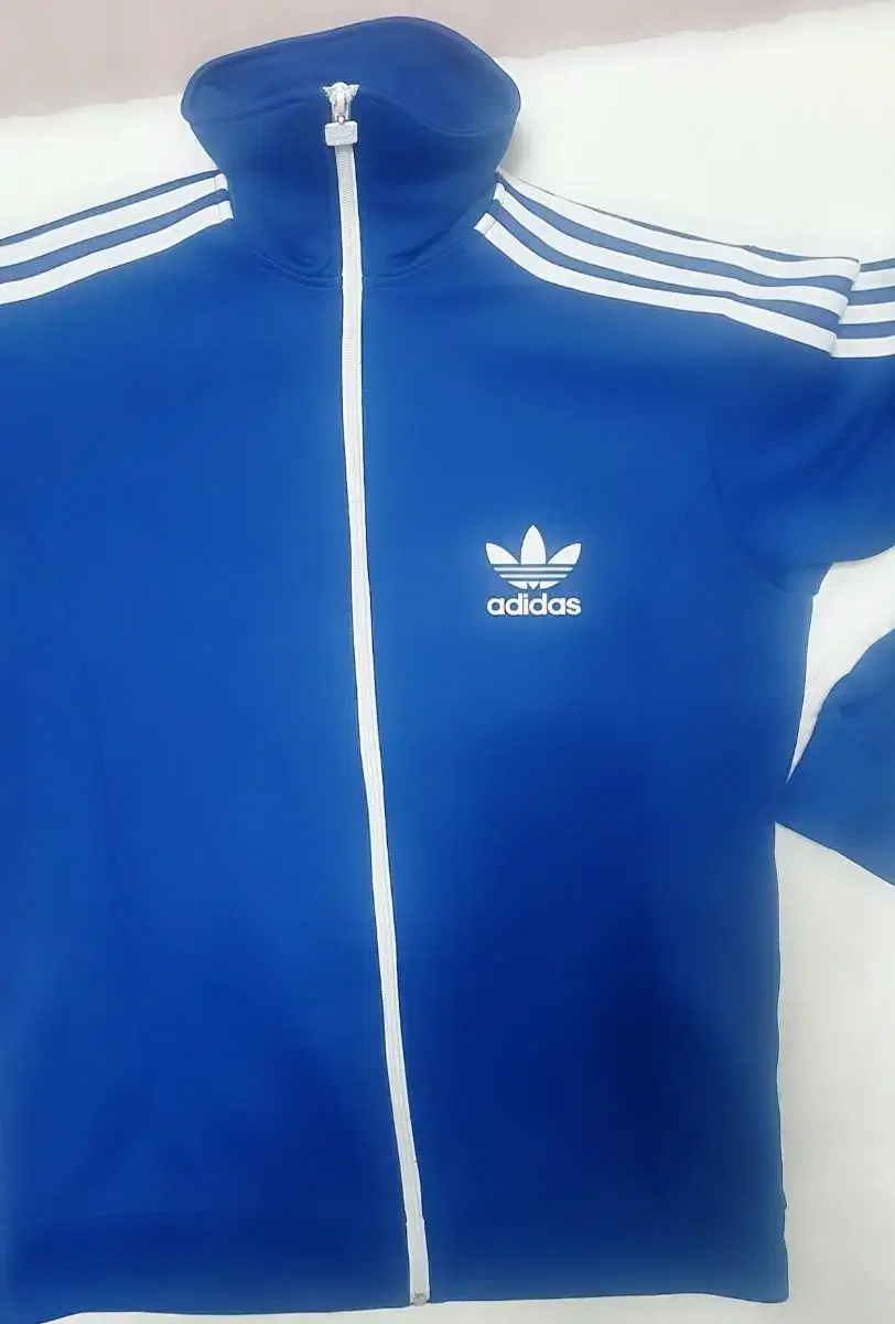 Adidas Jersey Europa bloo XL