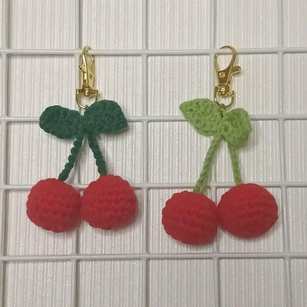 [Han_Wol] Cherry knitting keyring