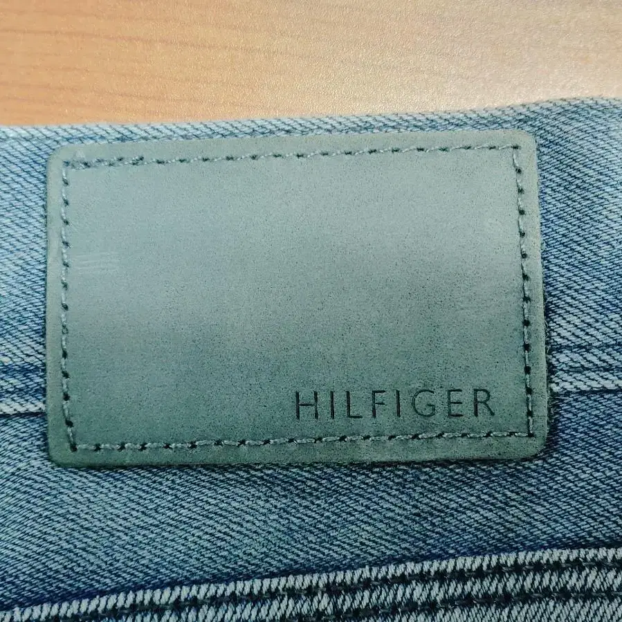 TOMMY HILFIGER 타미 힐피거 스판 데님 일자(박사이즈)