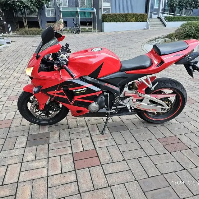 cbr600