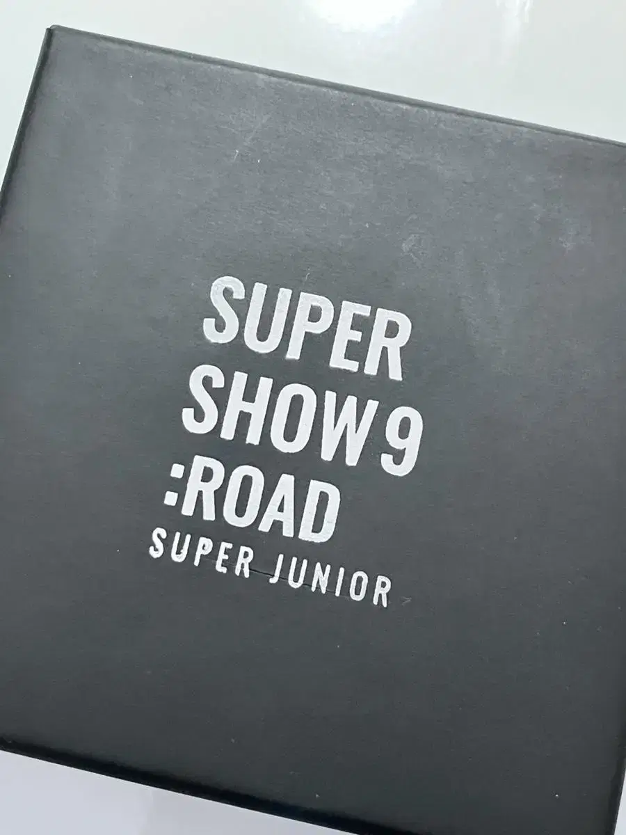 Super Junior Super Show 9 Necklace WTS