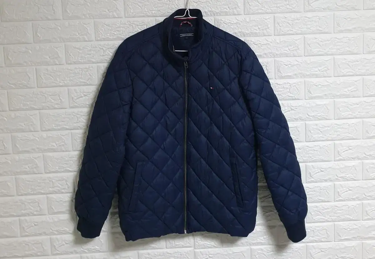 Tommy Hilfiger Qualting Jacket sells