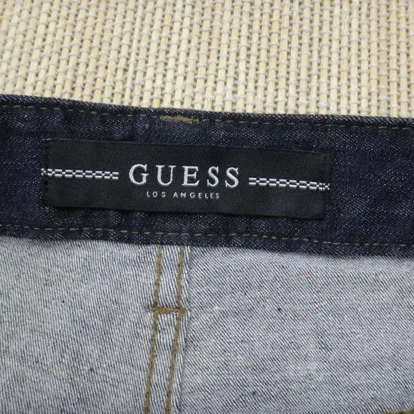 (31인치) 게스 GUESS 엔터청 원워시 크롭 스키니