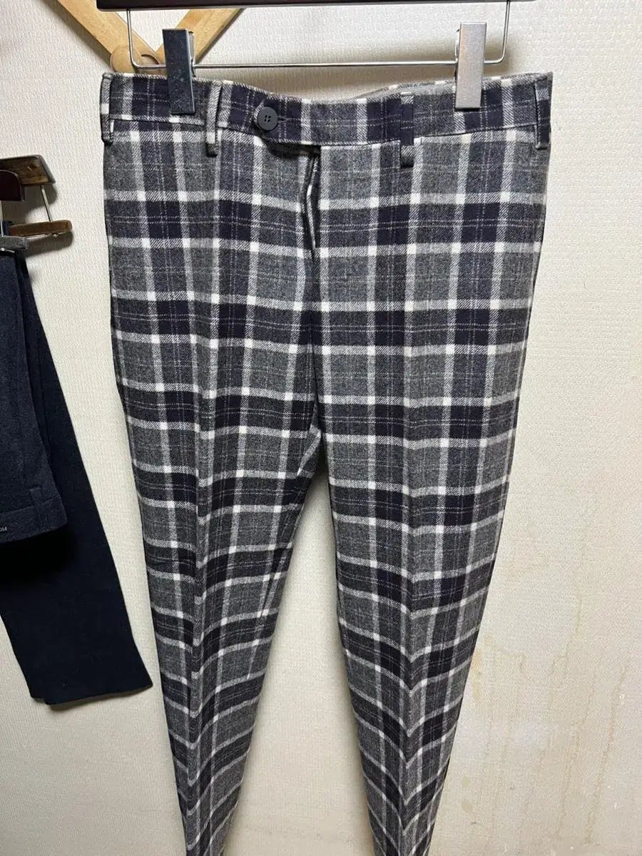 Germano Germano wool pants size 46 sells