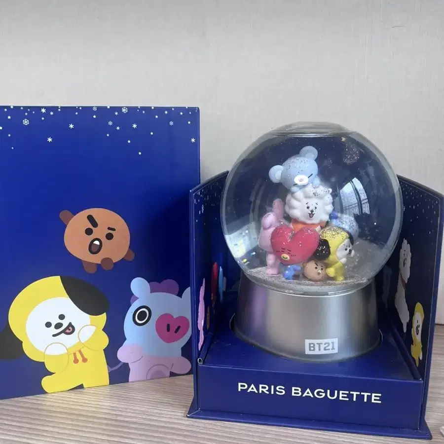 BT21 한정판 스노우볼