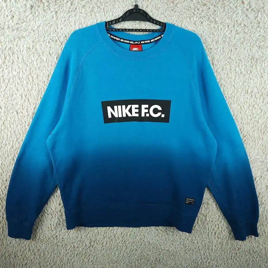 [M105]Nike FC bloo Gradient Man to Man[Y42-070]/VintageFren