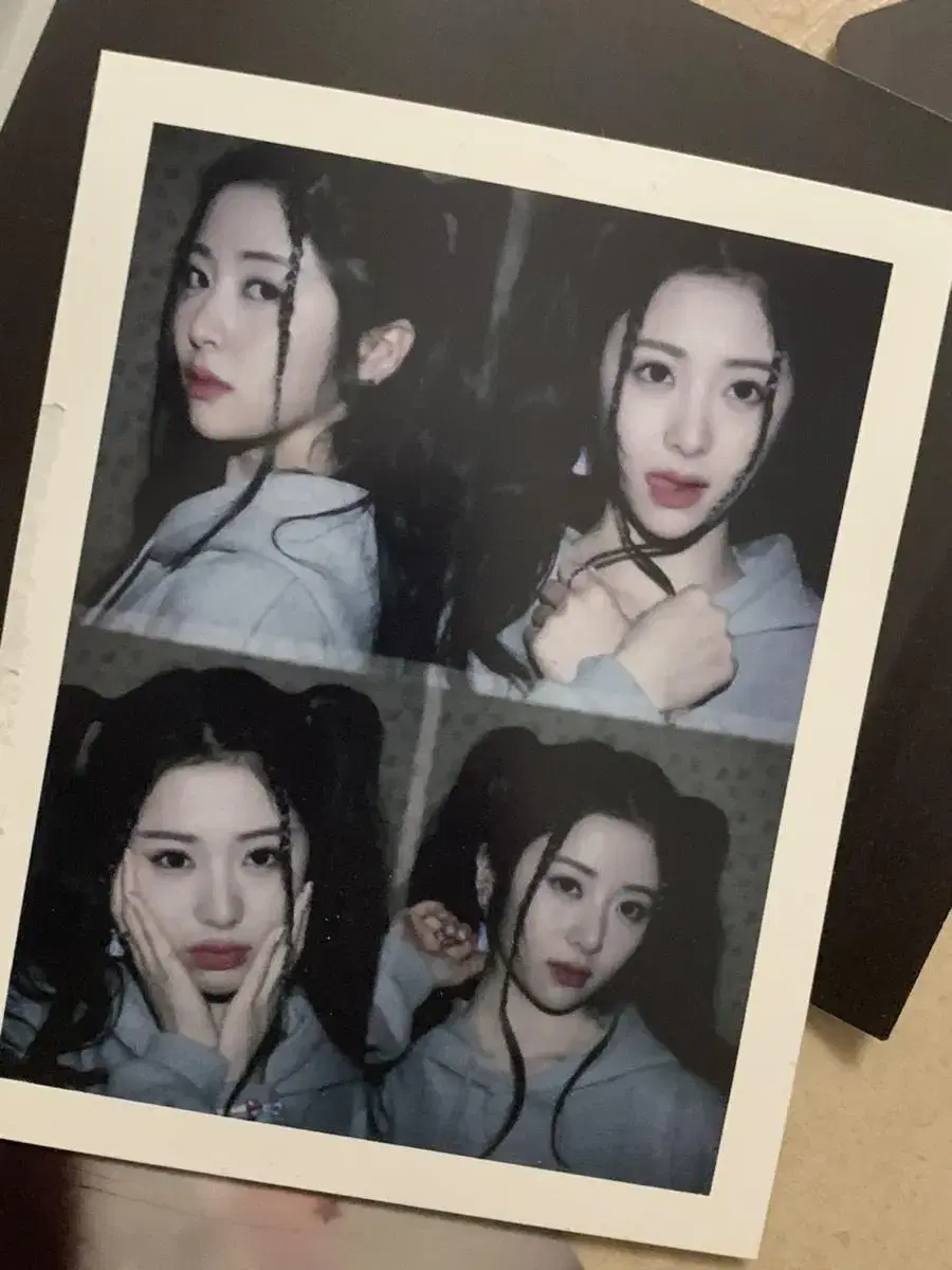 le sserafim unforgiven weverse huh yunjin polaroid