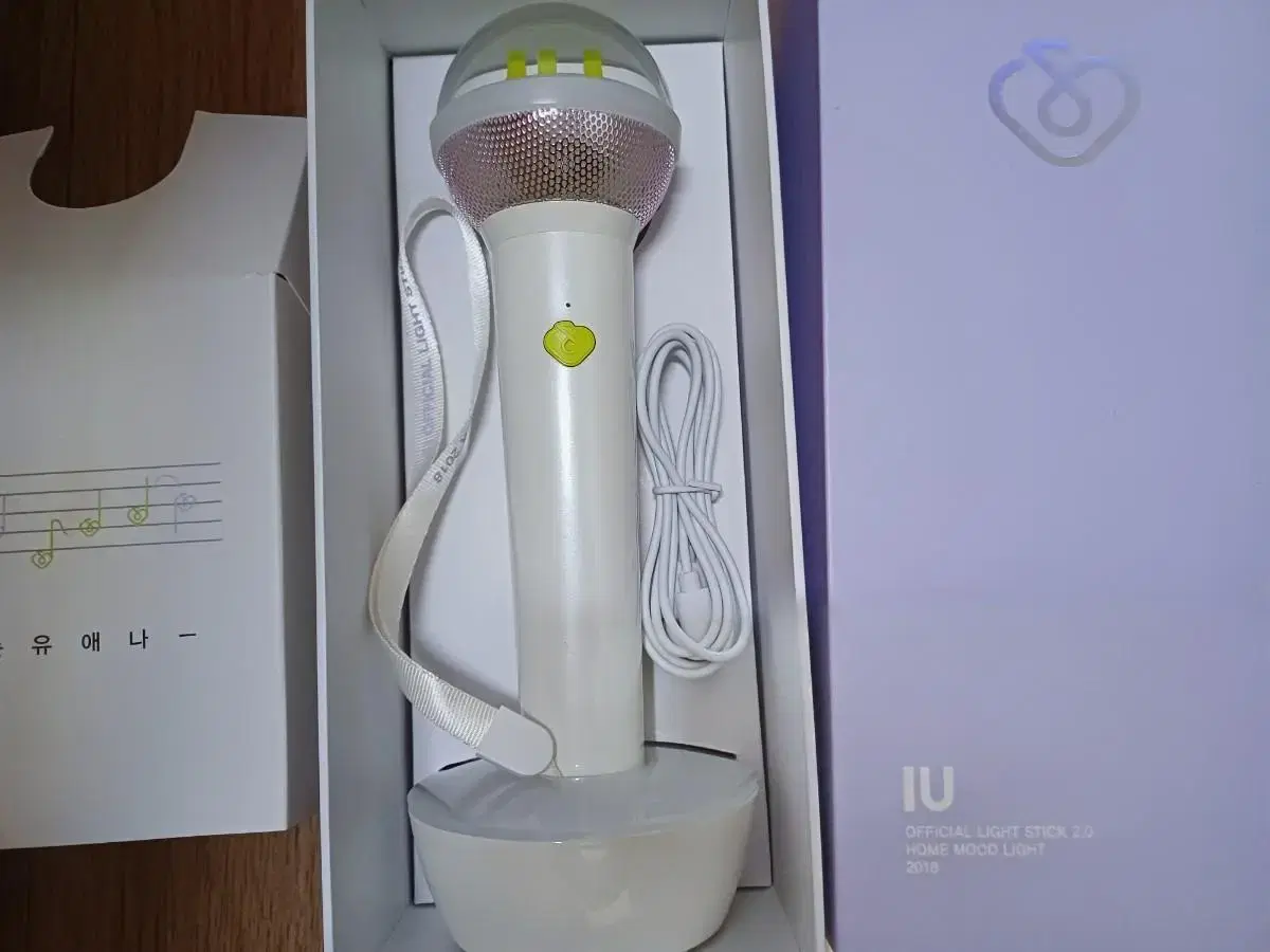 IU lightstick Ike2 Ike version2