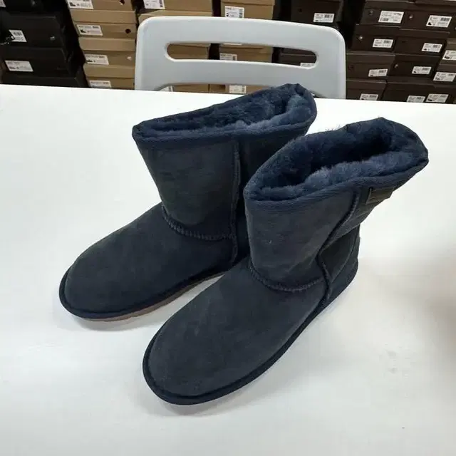 호주UGG 양털 부츠 235-240mm팜 새것