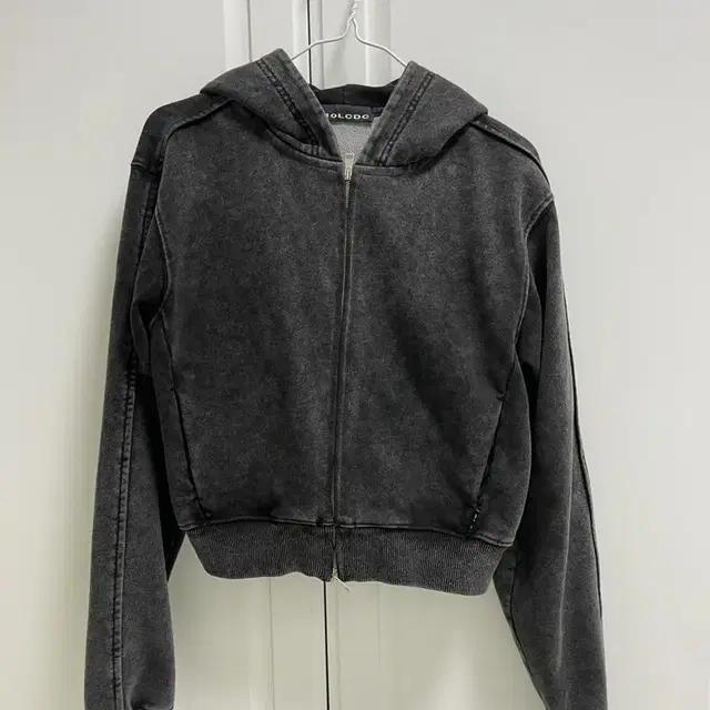 LCDC snow washed croppedzip front hoodie