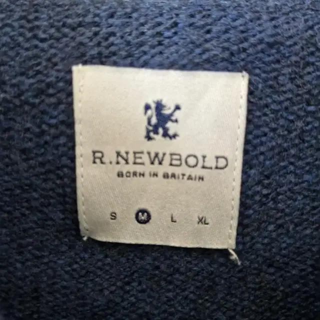 폴스미스 R.NEWBOLD 가디건