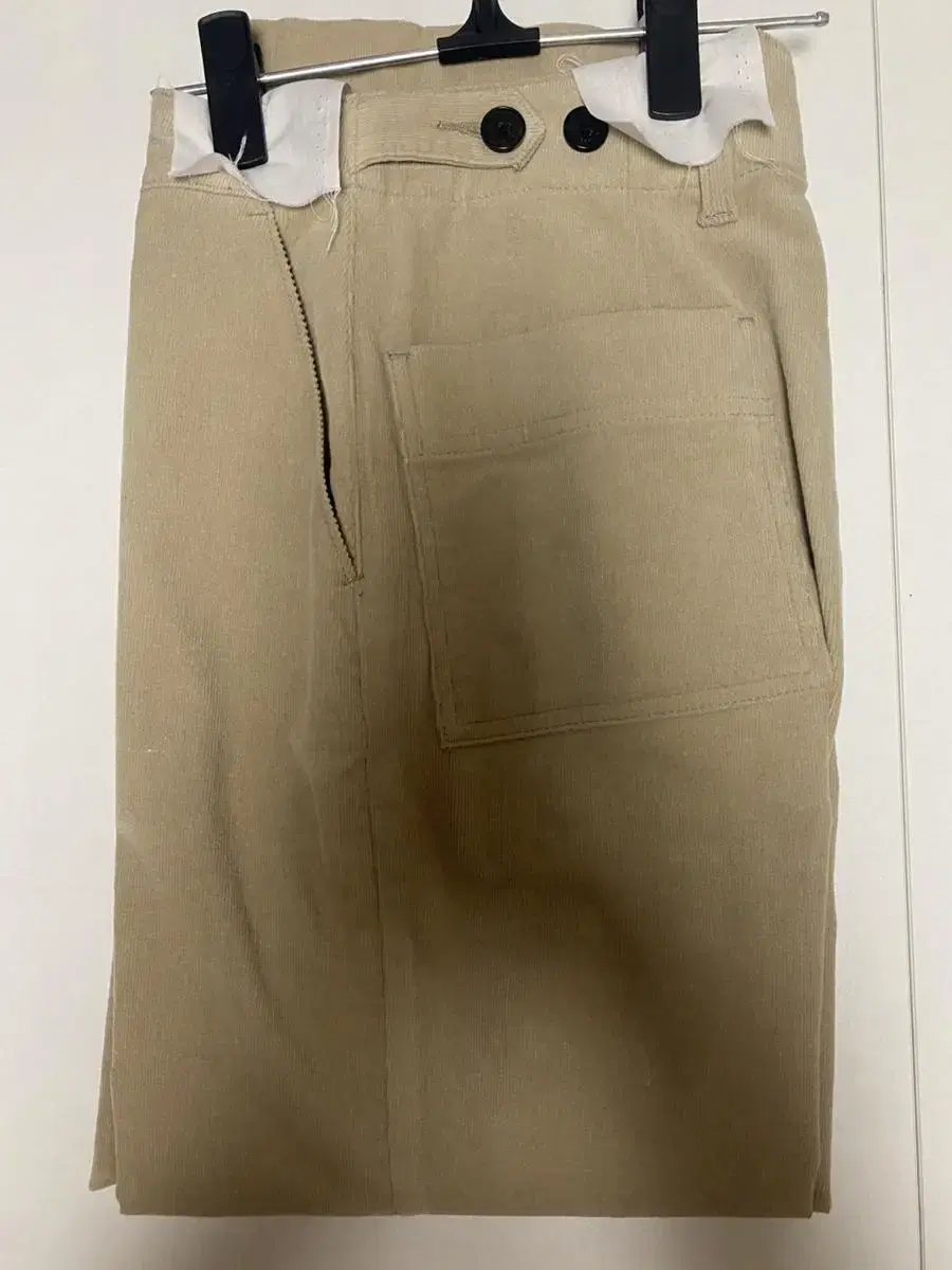 (새상품)구호 플러스 Signature Corduroy Tuck Pant