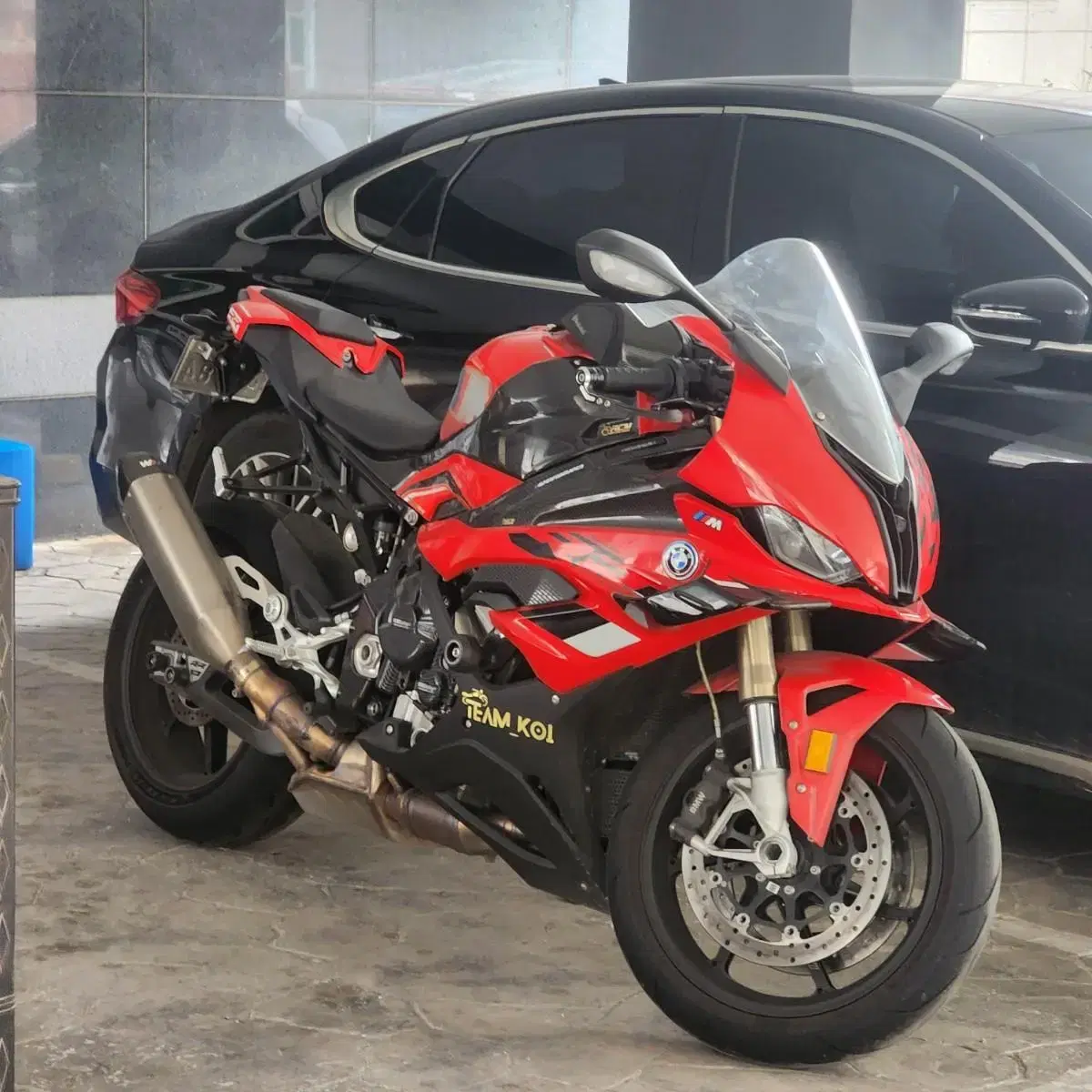 s1000rr 2023년식 무사고 10800 키로 팝니다 정비완료