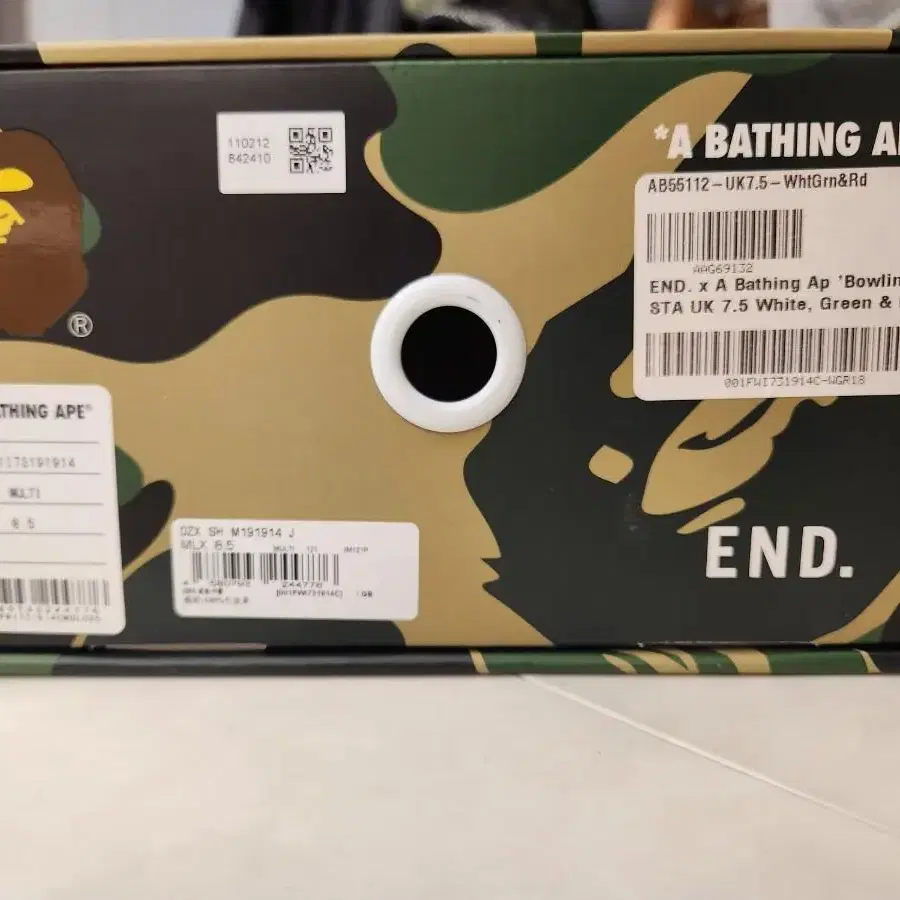 (새상품) BAPE X END 포스 UK8.5 265