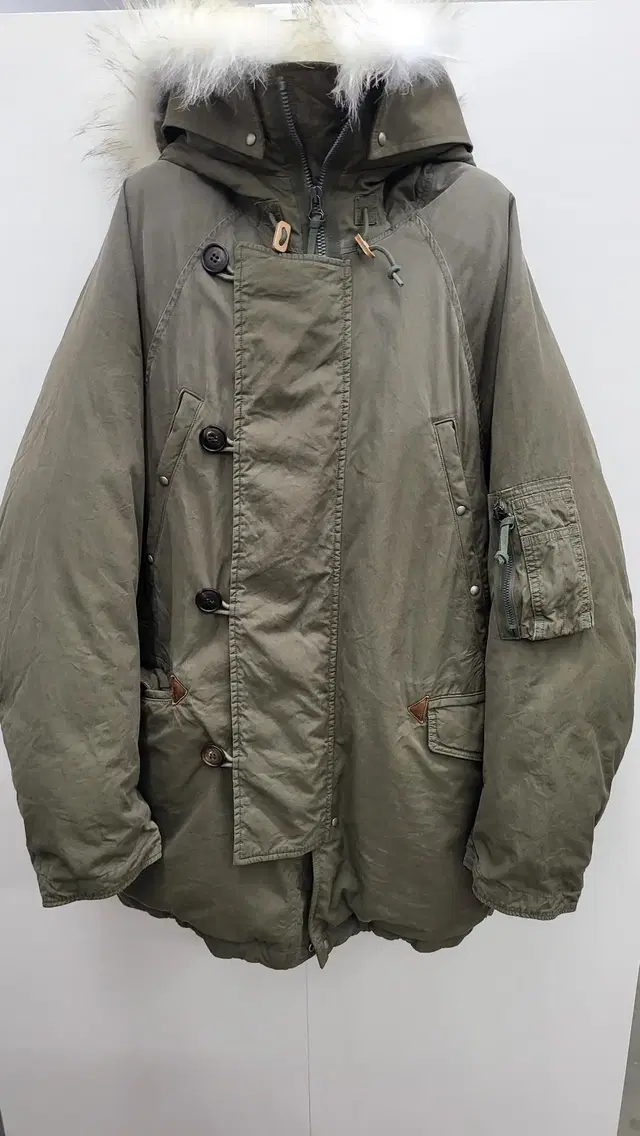 비즈빔 발데즈 , 23fw Valdez Down Coat Olive