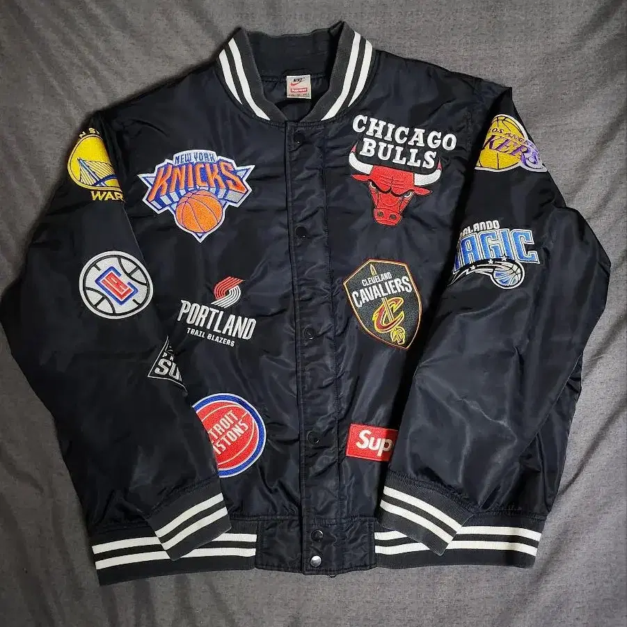 [XL] 슈프림 나이키 18SS NBA 팀 웜업 바시티 자켓 블랙