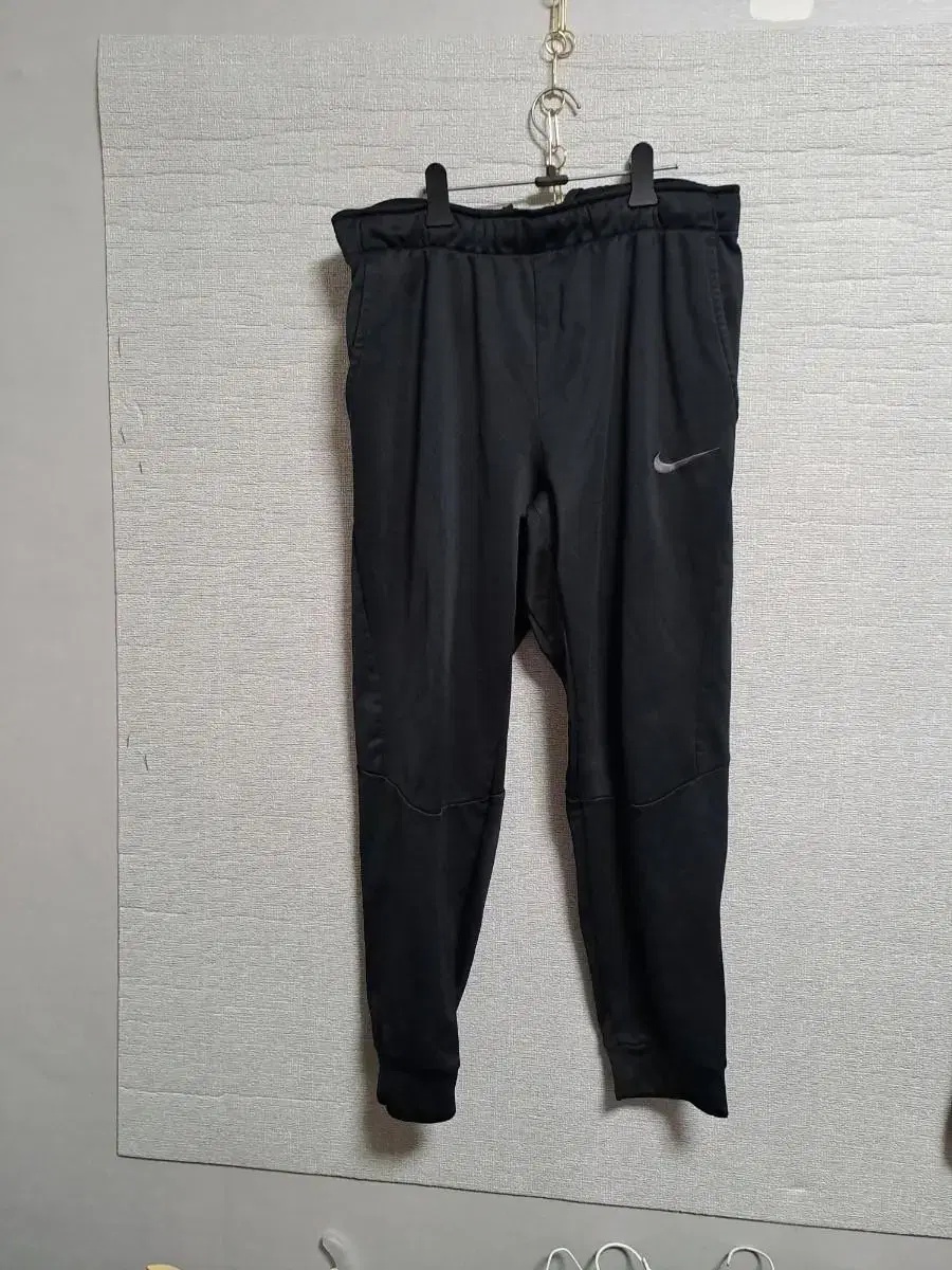 Nike DryFit Namda Banding bom Pants