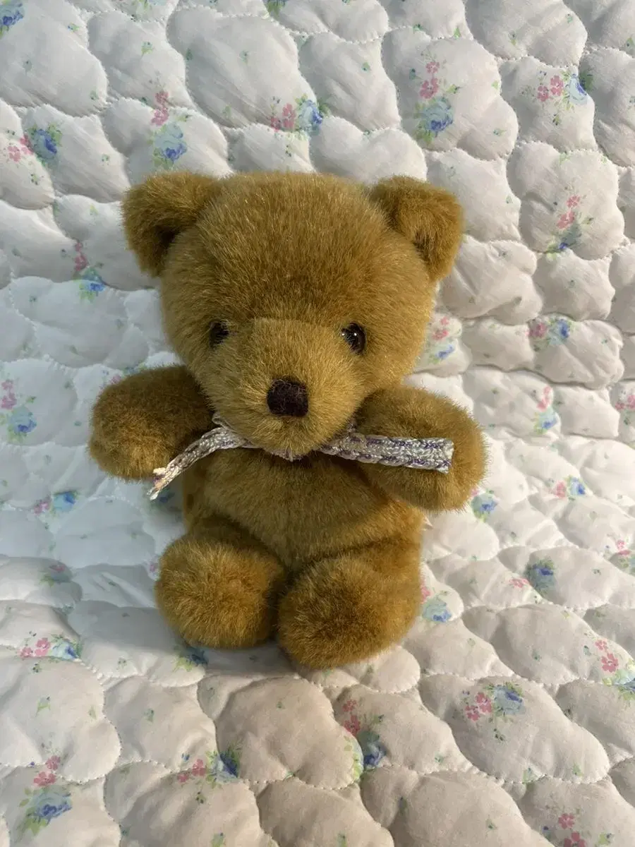 Vintage style caramel teddy bear