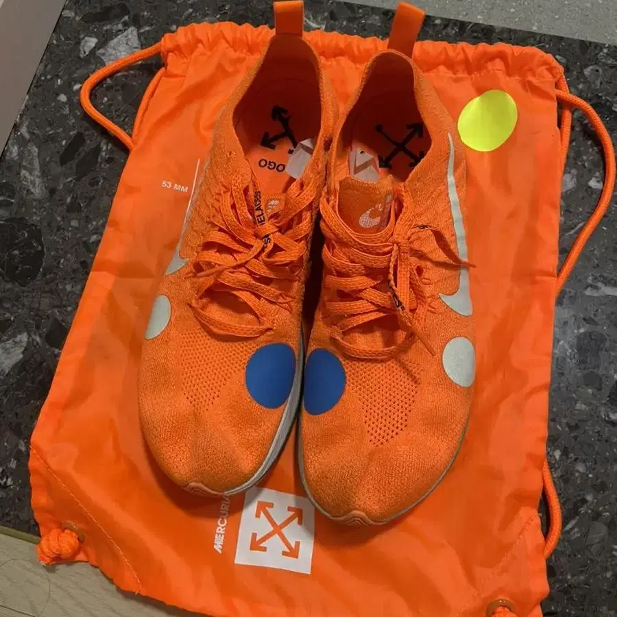 나이키 오프화이트 nike off white zoom fly 275