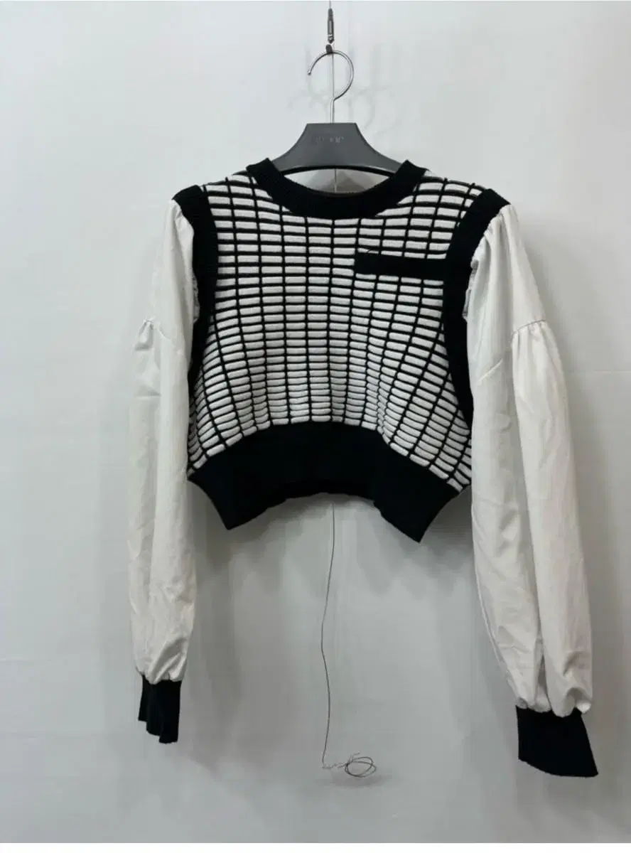 Very Girl Cropped Knit Blouse F