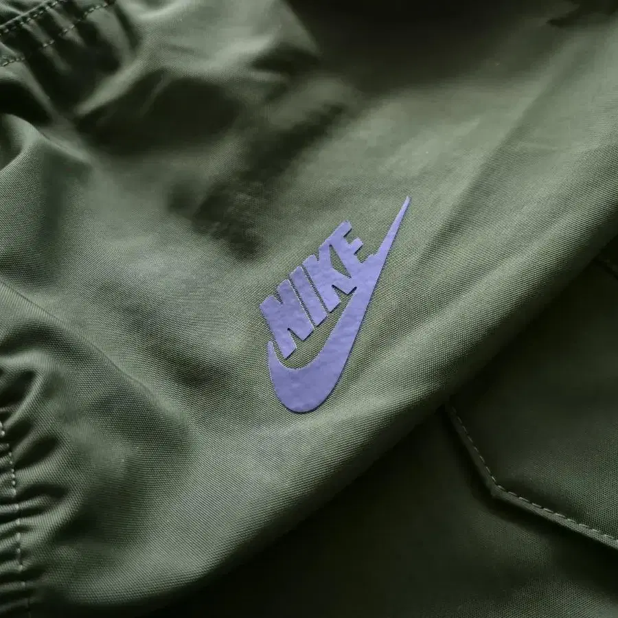 나이키 랩(Nike Lab) 에센셜 MA-1 자켓.