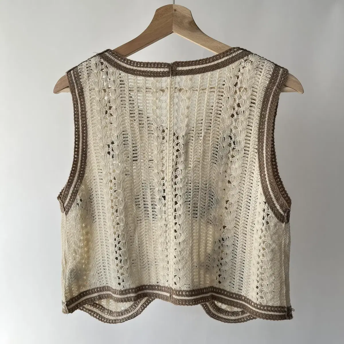 GRL knit vest