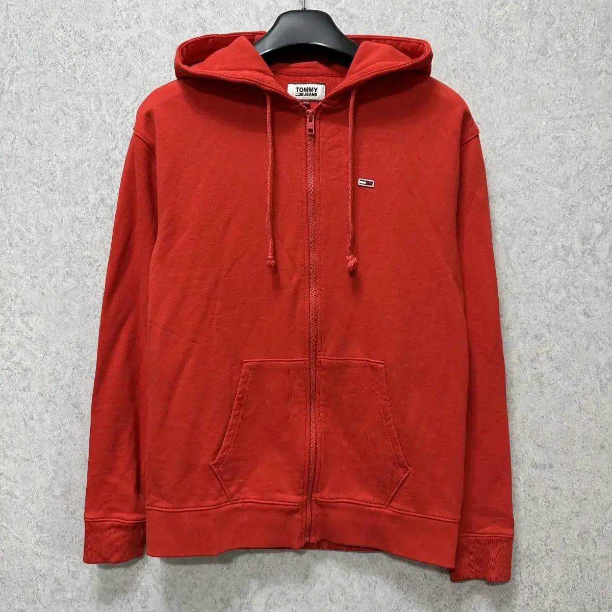 90 Tommy Hilfiger Men's Hoodie Zip Up