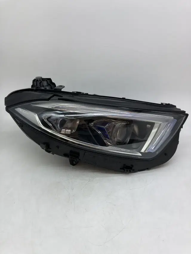 벤츠 CLS W257 C257 멀티빔 LED 중고 헤드라이트 조수석 B