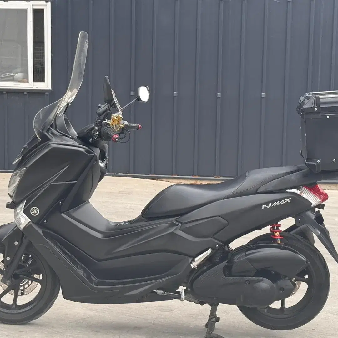 Nmax 125 20년식 셋팅 완료차량 좋은가격 판매합니다