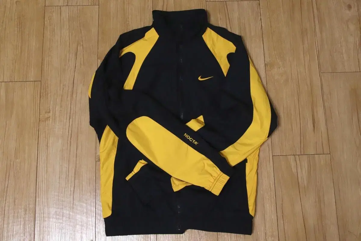 [PRICE REDUCTION] Nocta x Nike track jacket (windbreaker) M / Asia sells