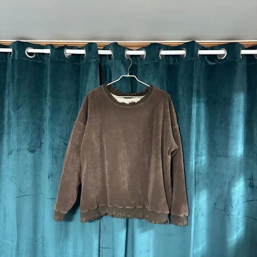 벌스데이수트-REVERSIBLE TOWEL SWEAT (BROWN)