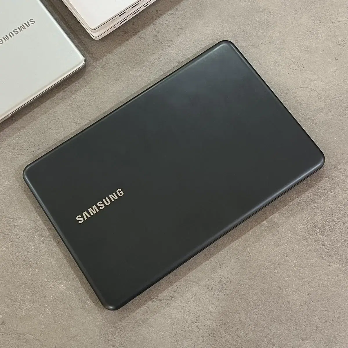 삼성 노트북 5 i5-8265U 15.6인치 SSD256GB