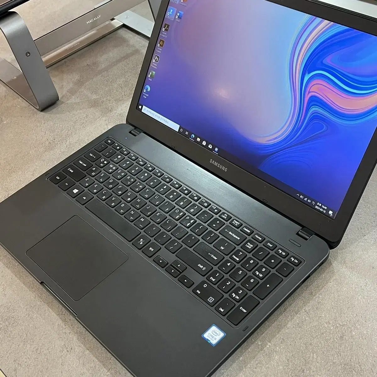 삼성 노트북 5 i5-8265U 15.6인치 SSD256GB