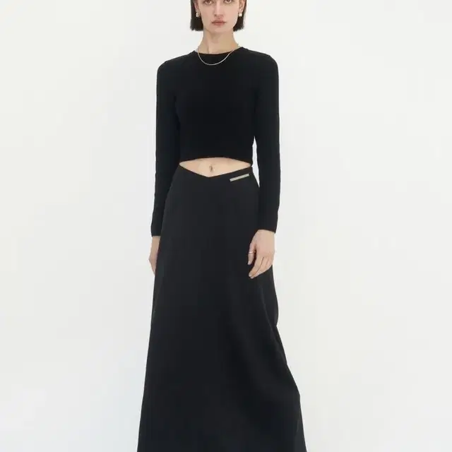 트리밍버드 V Low-Waist Long Skirt 1 [Black]