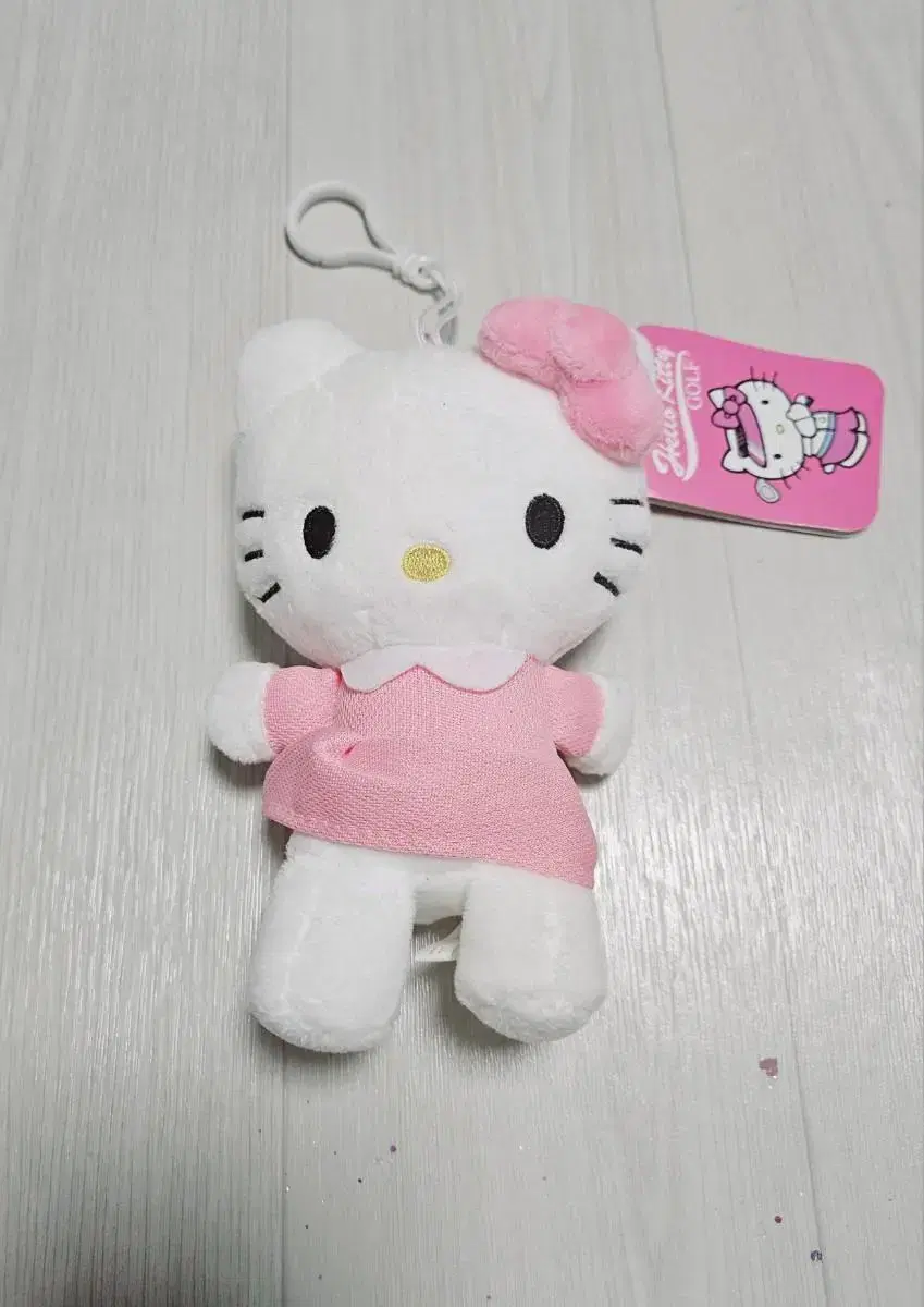 Hello Kitty Golf doll keyring