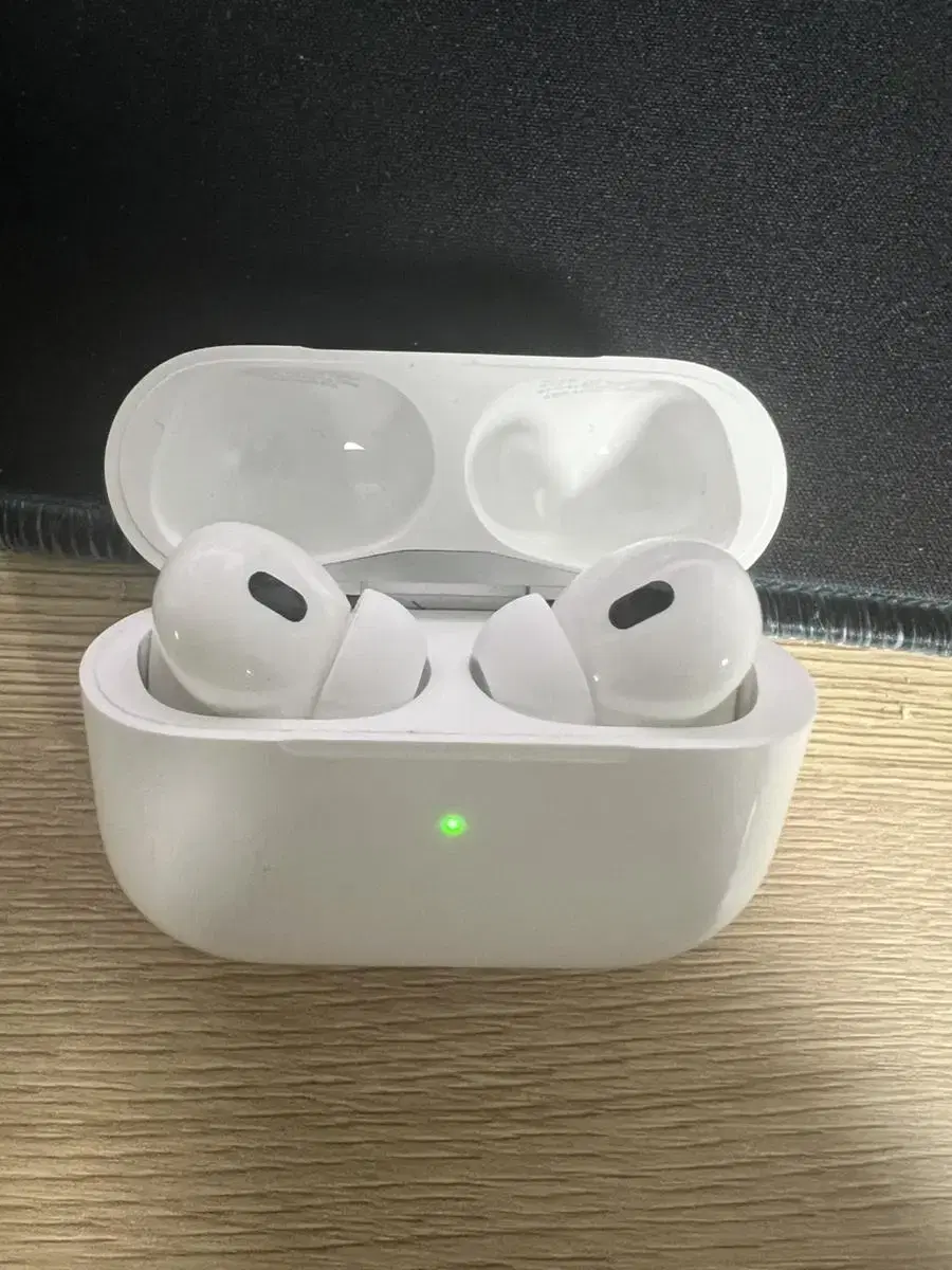 AirPods Pro 2 (Type-C) Full Box