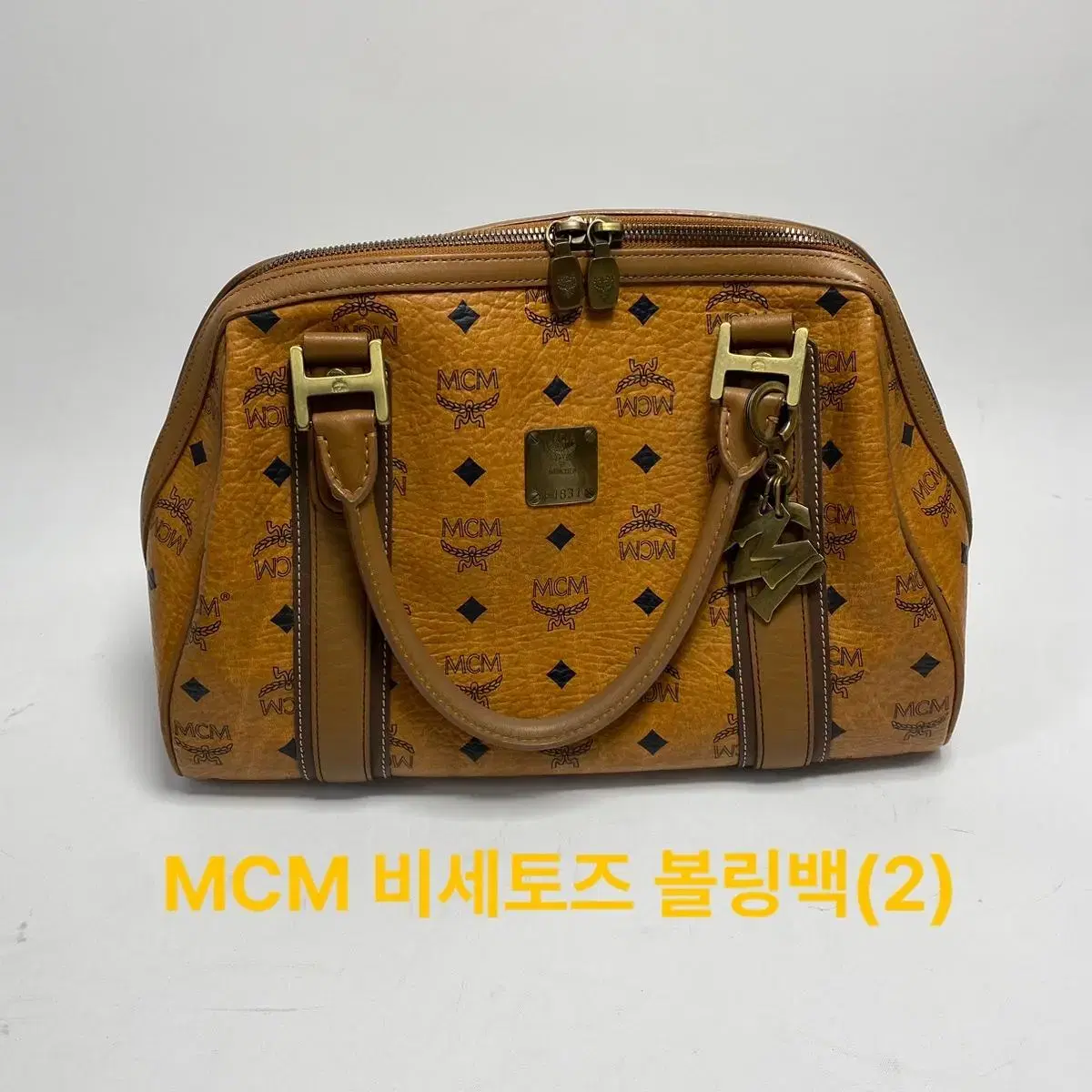 (정품)MCM 비세토즈 볼링백(2)