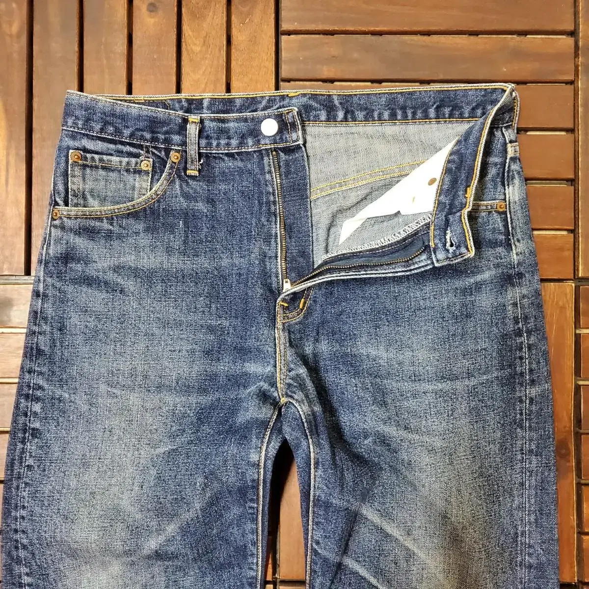 90s Levis 505 (33 inch) made in USA