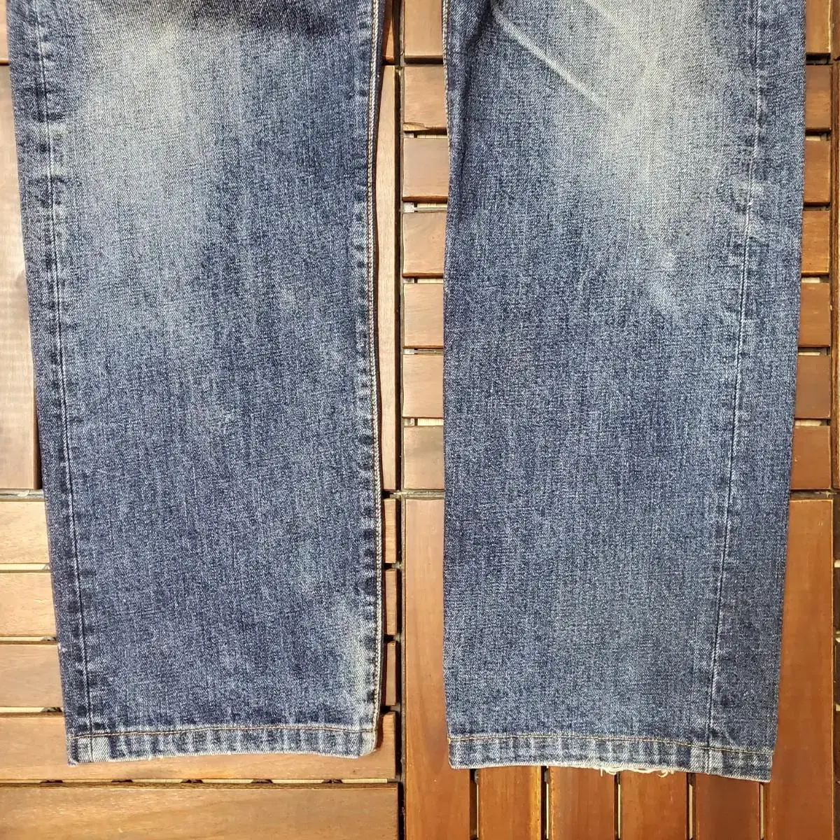 90s Levis 505 (33 inch) made in USA