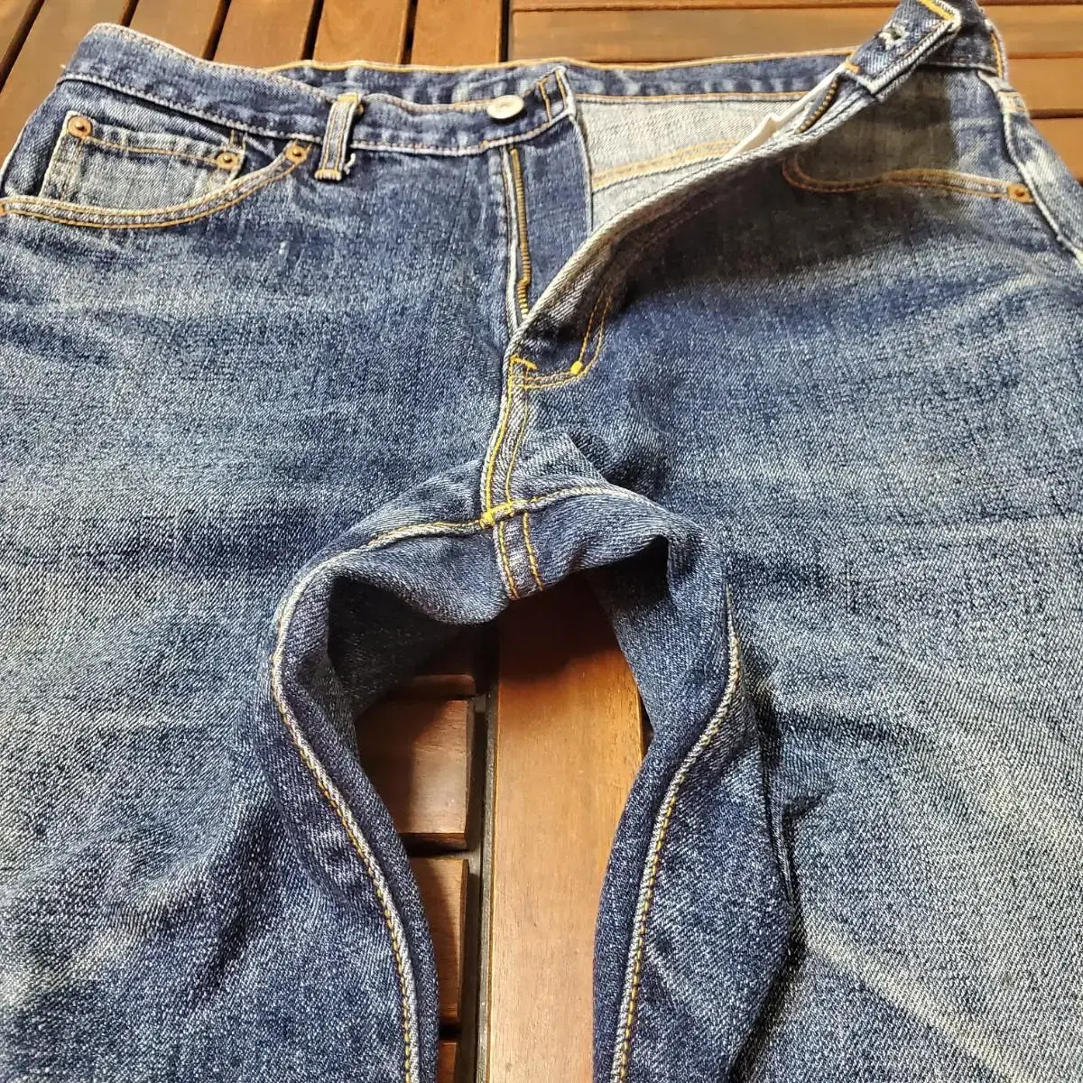 90s Levis 505 (33 inch) made in USA