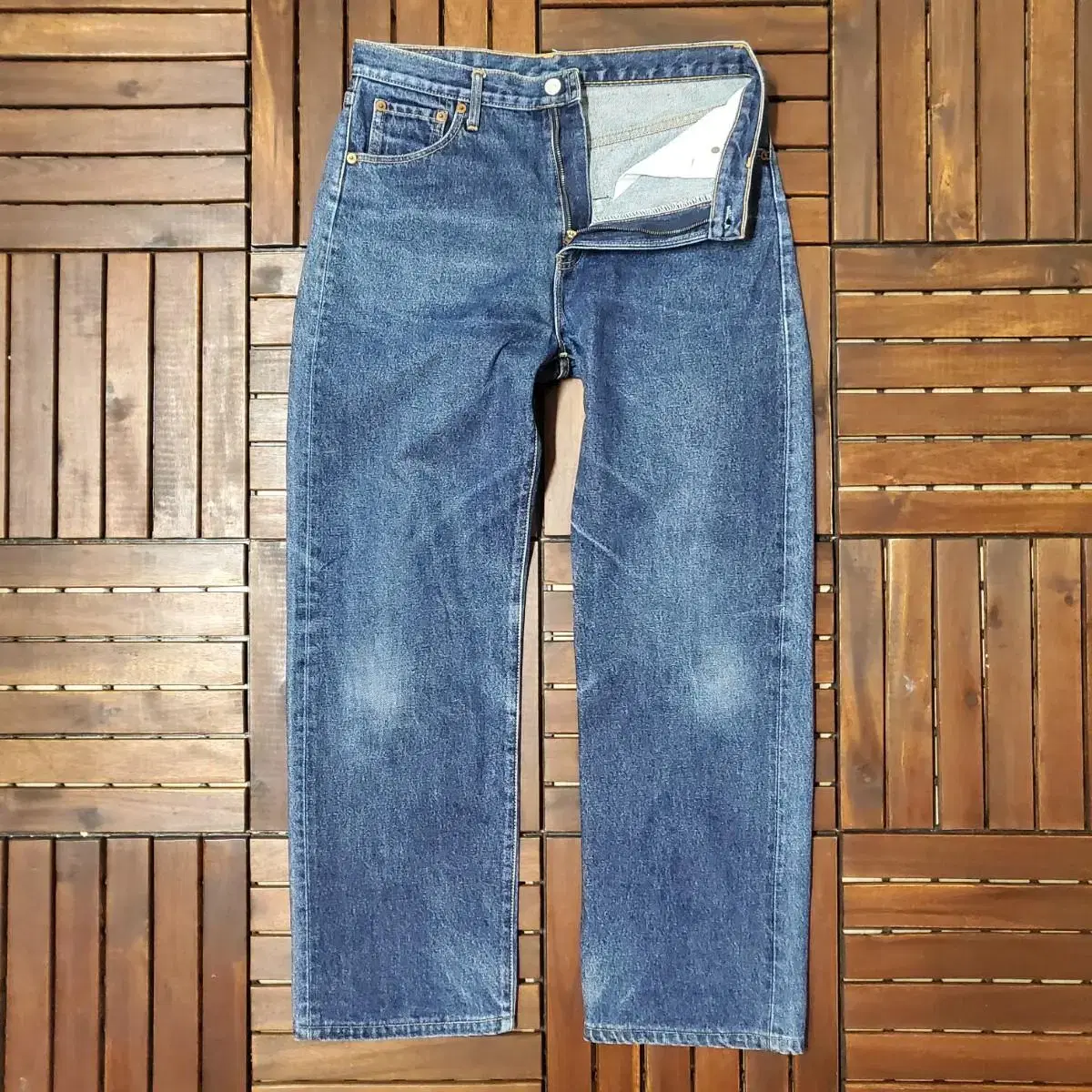 90s Levis 505 (32 inch) made in USA