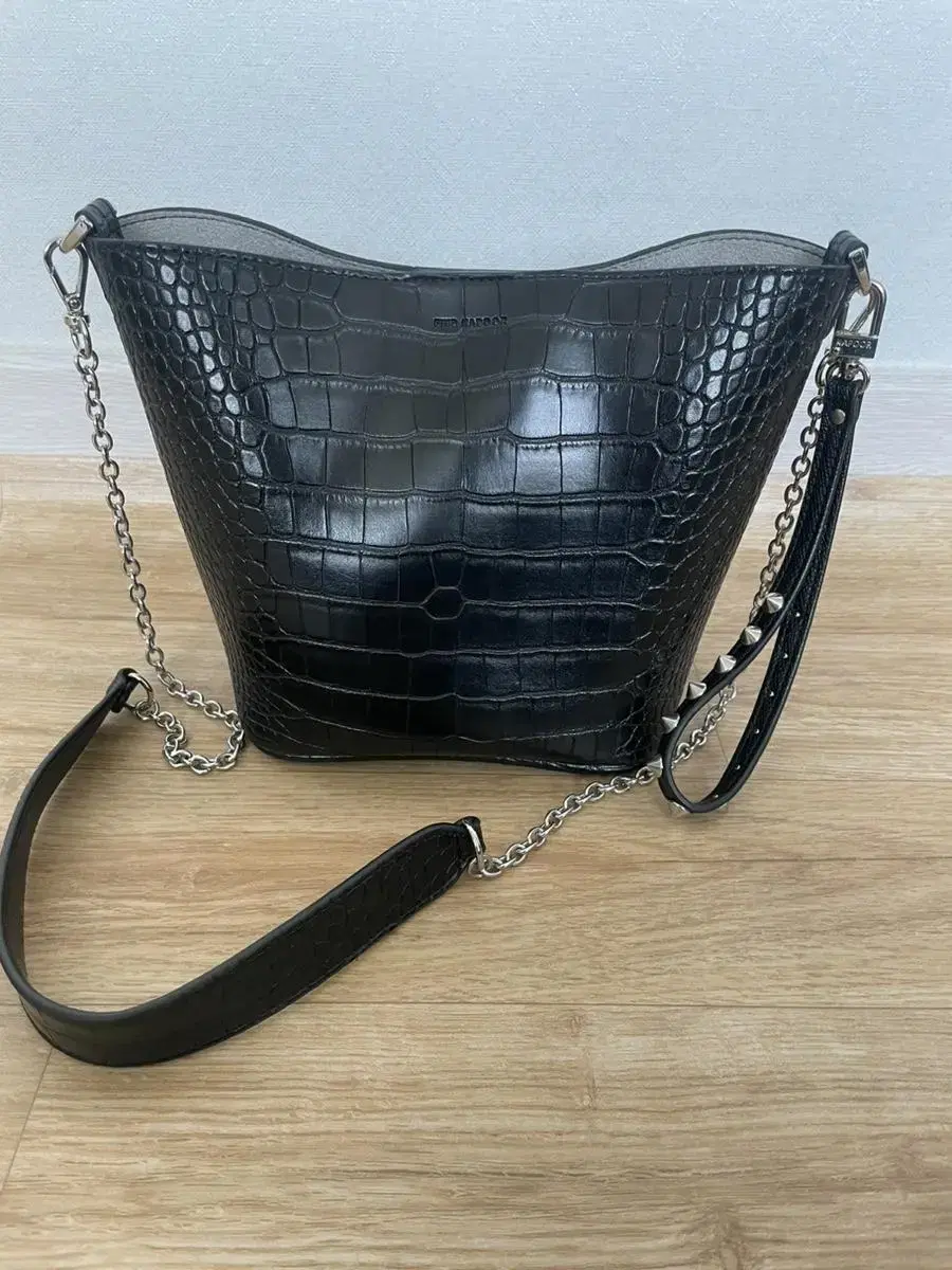 Find Carpoor Pingo Bag