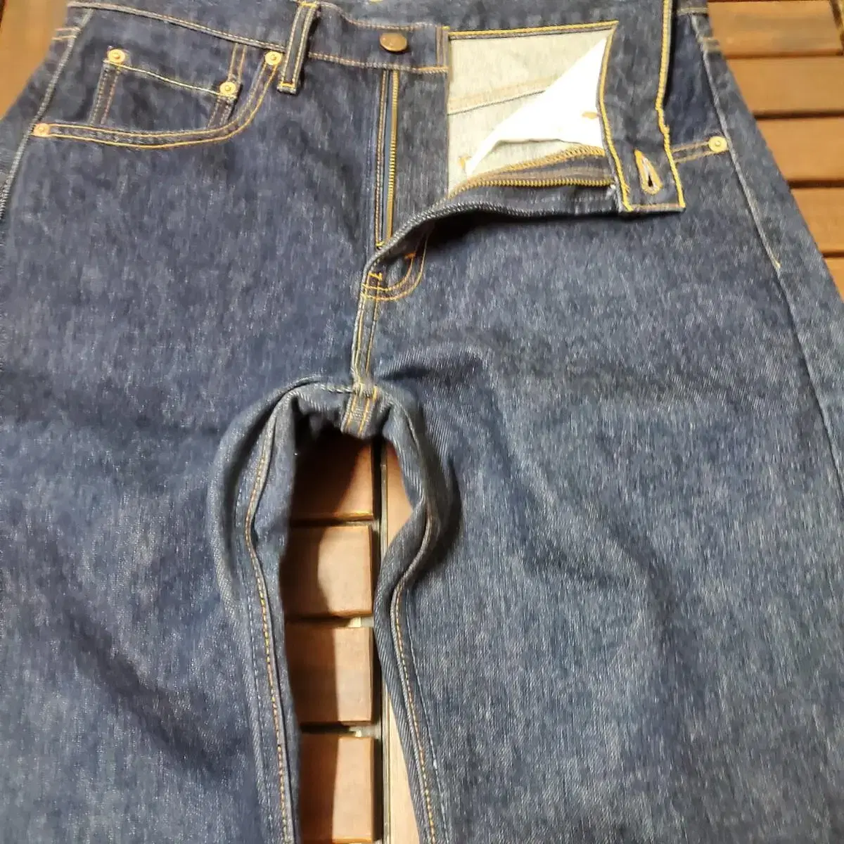 00s Levis 512 (33 inch) made in korea