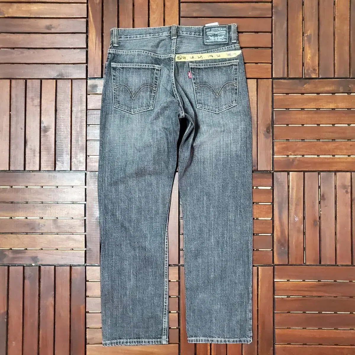 00s Levis 505 (32 inch)