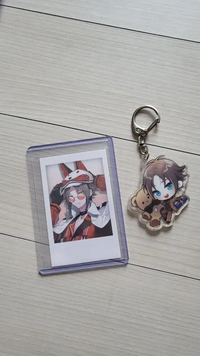 NIJISANJI Mista Lias Cheki, keyring bulk sells