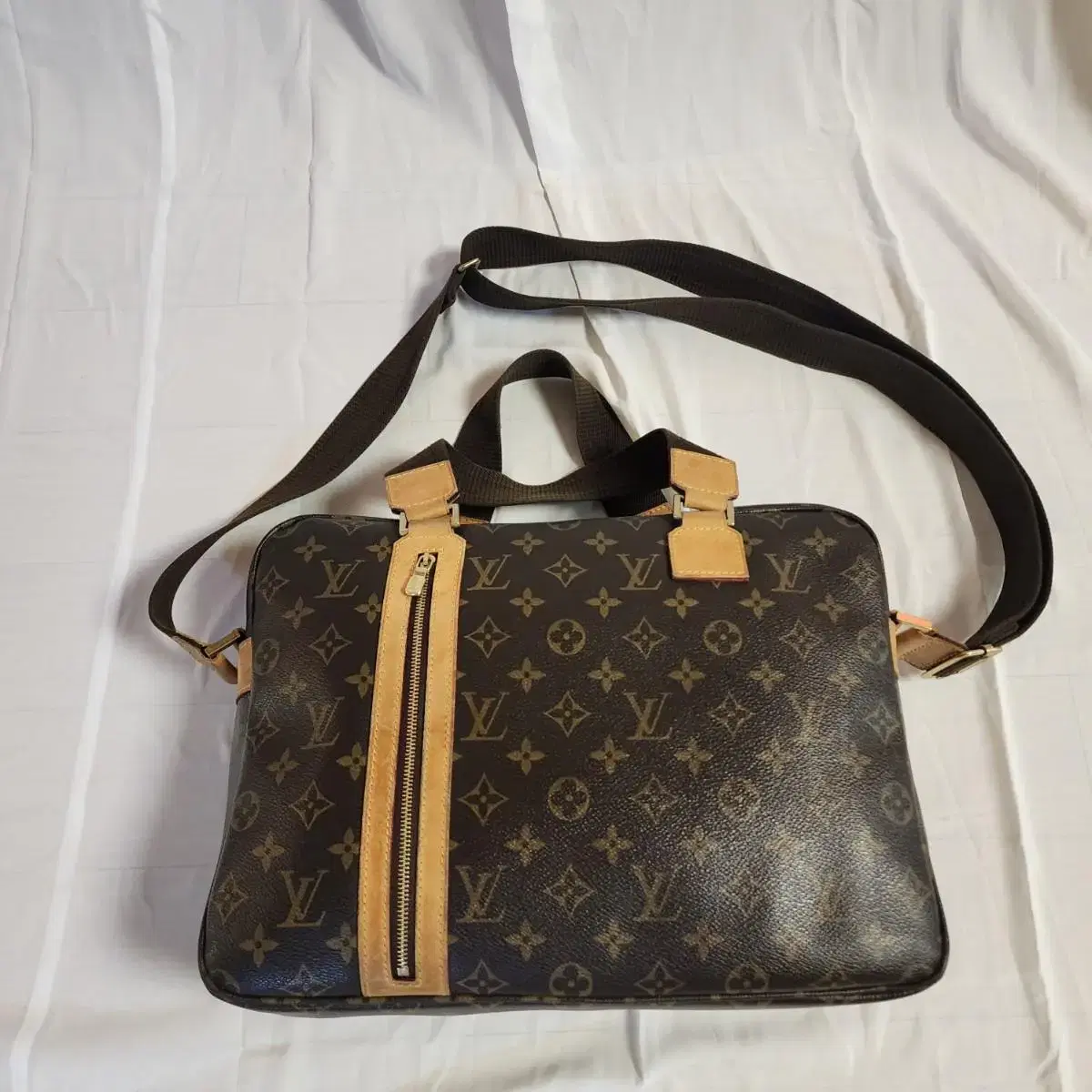 루이비통 LOUIS VUITTON 메신저백