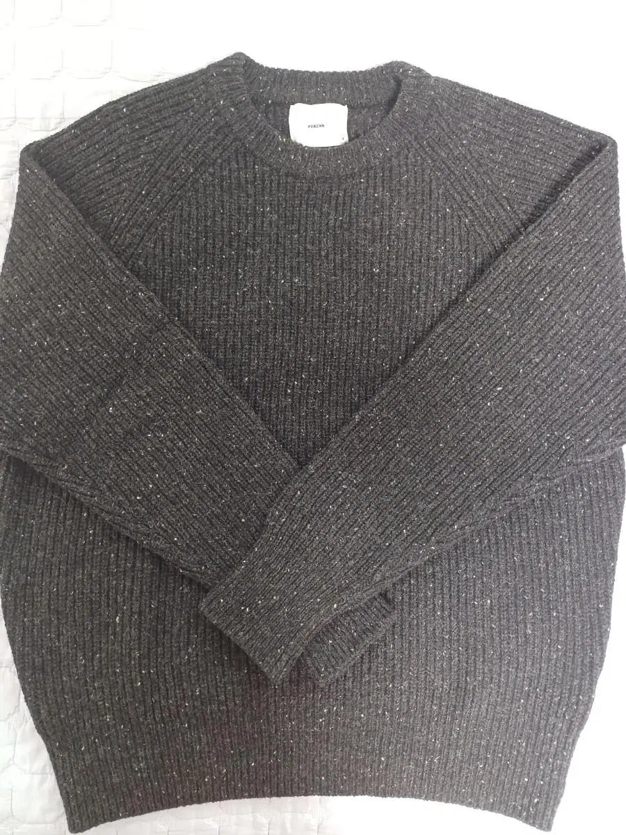 Ren Space Black Crewneck Knit 2 sizes